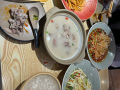 -叁煨蹄花·下饭盐帮菜(人民广场店)