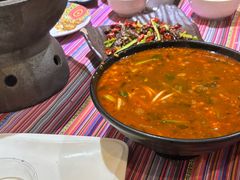 -香巴拉云南餐厅(华莱坞店)