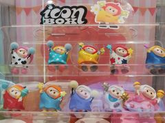 -名创优品(山东青岛华润万象城店)