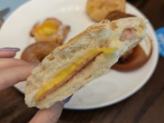 -广州天河希尔顿酒店