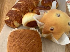 小热狗-好利来(四惠店)