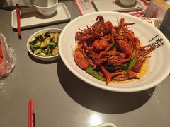 -龙巢盱眙龙虾·牛蛙·烧烤宵夜(八卦岭店)