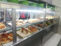 面包甜点陈列柜-清华大学-观畴园餐厅