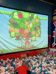 -苏宁红孩子(F6漫时区店)