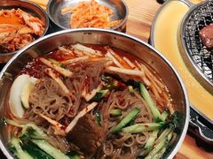 -青瓦炭韩潮烤肉(花园道店)