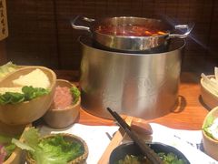 -独食火锅·半米屋台(直营总店)