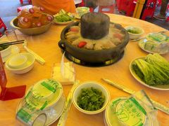 -丁丁猫家常菜高县土火锅非遗传承店(伴湾别院店)