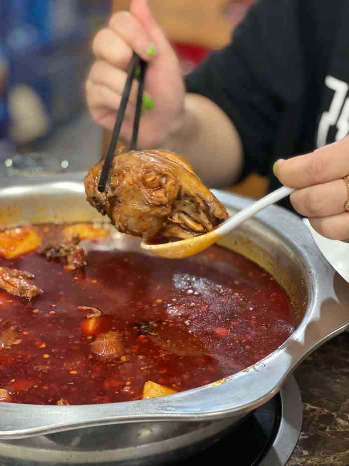 四川傻儿活兔火锅(长白街店)