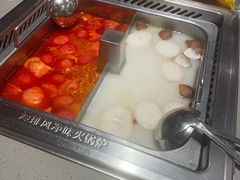 -海底捞火锅(杭州城西银泰城店)