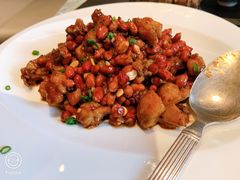 宫保鸡丁-萬國春·中菜馆(颐和公馆店)