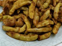 -鹤乡东北菜(崮山路店)