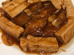 红烧目鱼块豆腐-燕春楼(海河华鼎店)