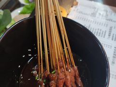 -虾弄弄海派小龙虾·牛羊蝎子火锅