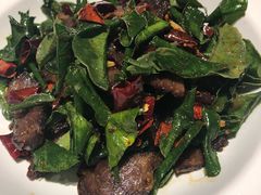 柠檬叶牛干巴-半山腰·云南菜(侨福芳草地店)