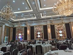 大堂-轩记海鲜餐厅·四十五年老字号·经典粤菜(西区彩虹店)