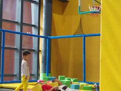 -重庆际华园室内极限运动中心