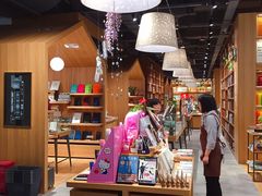 -百新书局(尚悦湾店)