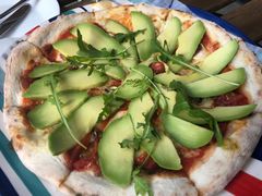 牛油果小姐-Gather pizza
