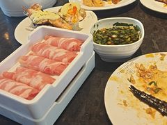 -川骄海鲜自助(王府井奥莱UP TOWN店原世界之花店)
