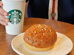 浓郁巧克力豆乳味蛋糕-星巴克臻选(长沙运达中央广场店)