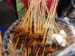 -马路边边串串香(苗栗路店)