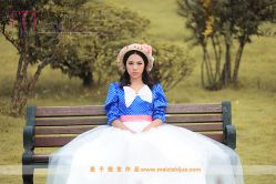 -都市丽人婚纱摄影