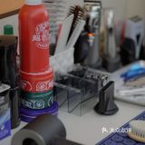 男士理发店/老有派头了