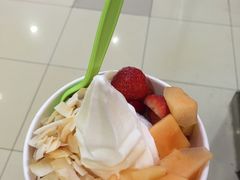 -三佰瑞冻酸奶(凯德MALL店)