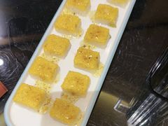 -东口码头·烧鸽子·鱼头泡饼·地方菜(金鹰悦城店)