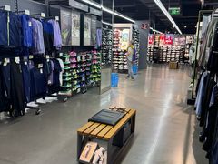 -迪卡侬(西三旗店)