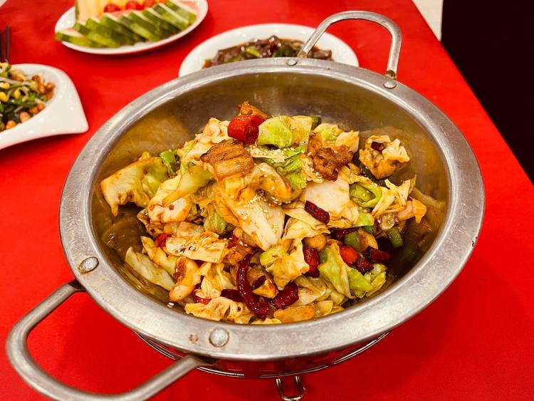 大德烤鸭(旺角国际店)-"[服务铃]服务:服务没问题啊.这么大的.