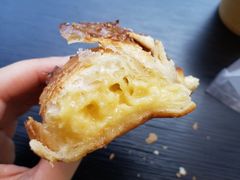 芝心流奶羊角包-麦田工坊(月湖店)