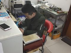 -HONOR荣耀手机电脑回收维修