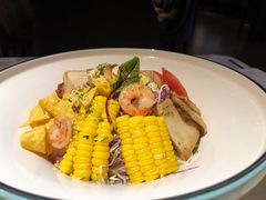 鸡肉大虾鲜蔬波奇碗-西堤牛排(南京龙江店)