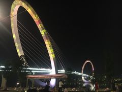 -南京眼步行桥