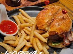 -1886德国汽车餐厅(外滩中央店)