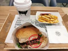 -龙治汉堡(中华城店)