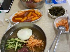 -拌来拌去石鍋拌飯(文鼎店)