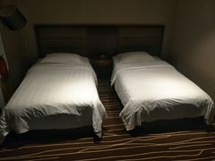 -怡华威斯达酒店(重庆医科大学附属儿童医院店)