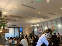 -港丽餐厅(高德置地店)