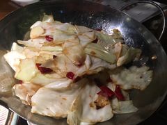 干锅手撕包菜-洞庭土菜小炒馆(易发广场店)