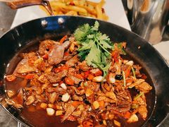 -南海底小海鲜·湘菜(鲁巷吴家湾店)