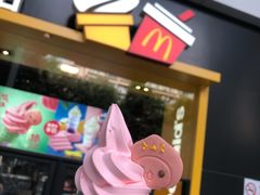 白桃口味甜筒-麦当劳(杭州西湖银泰百货店)