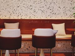 -Line 咖啡(石厦花园店)