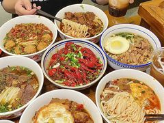 -矮子粉店1985·长沙米粉(湘春路店)