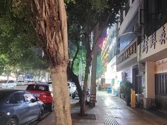 -谢云贵清香水煮鸡火锅(总店)