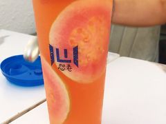 柠檬红心芭乐-想巷台式厚奶茶(万菱广场店)