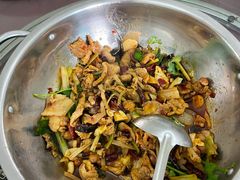 -香猪美食(中心店)