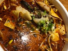 -渝是乎川渝小炒(新世界百货望京店)