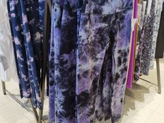 -lululemon(比斯特购物村店)
